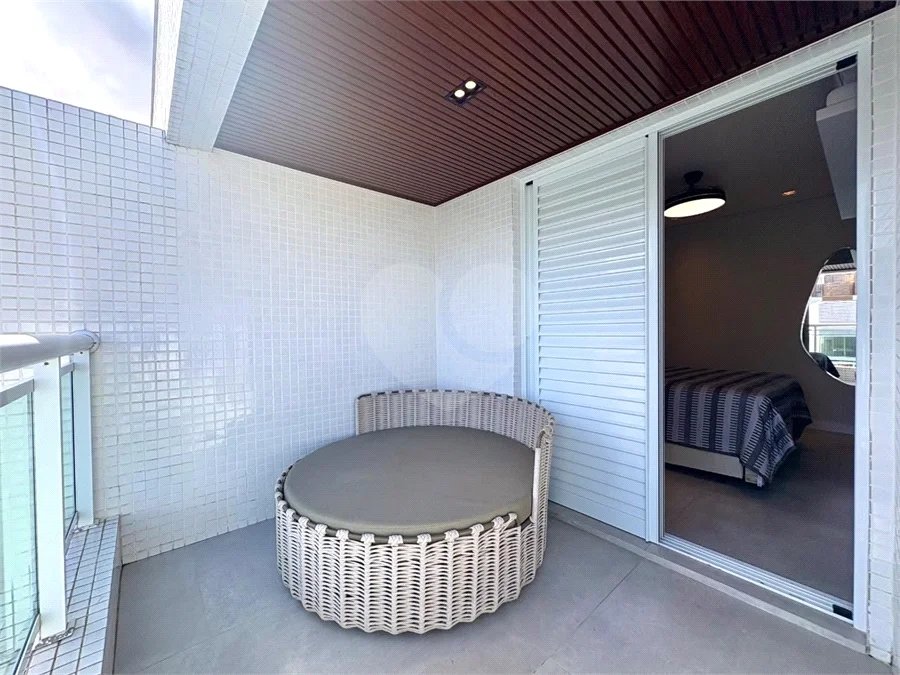 Cobertura à venda com 4 quartos, sendo 2 suítes,  em Riviera de São Lourenço, Bertioga, SP
