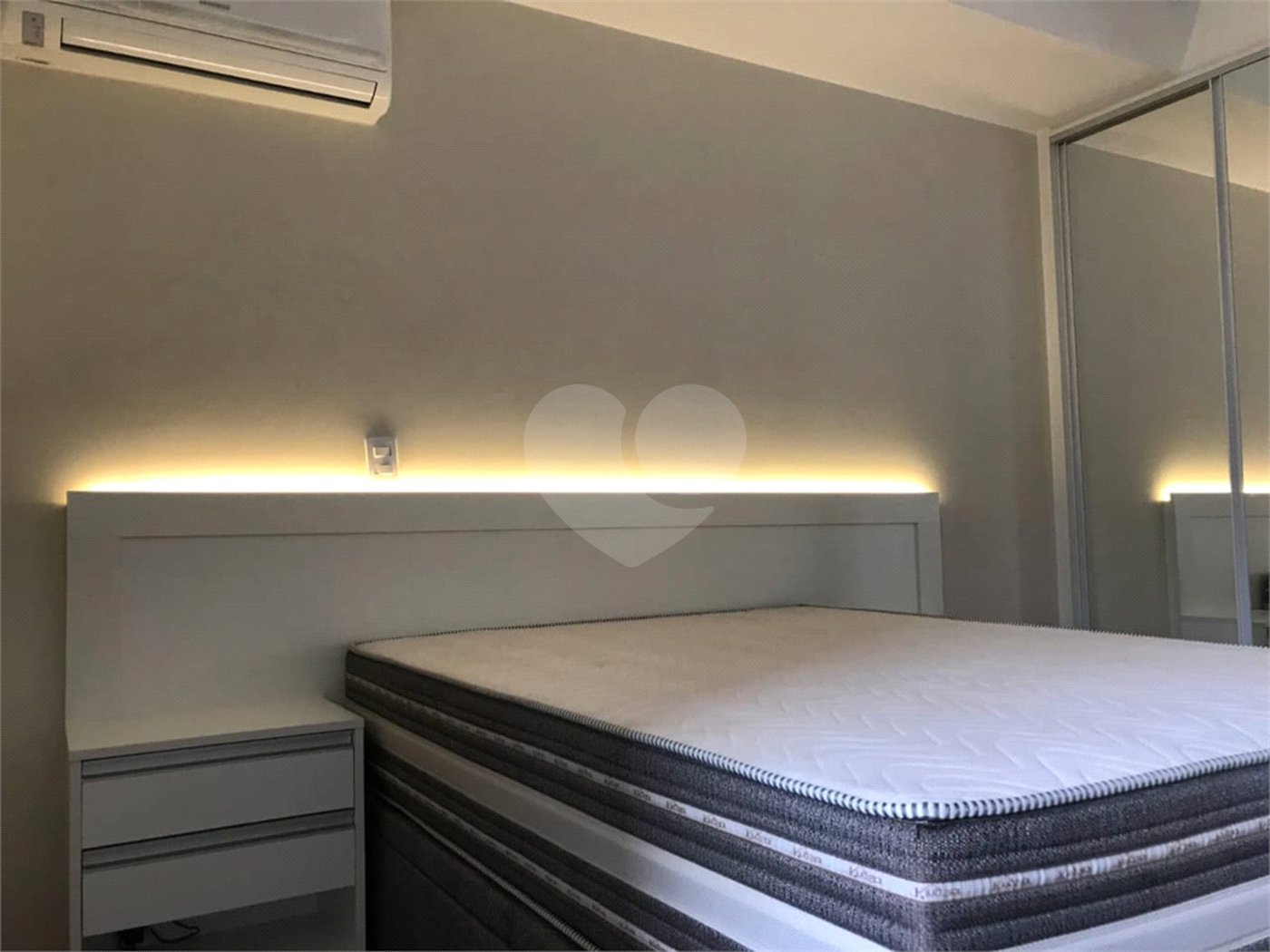 Apartamento à venda com 1 quarto em Empresarial 18 do Forte, Barueri, SP