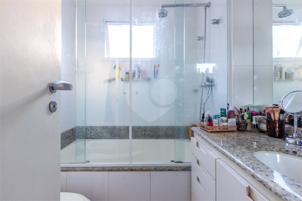 Apartamento à venda com 3 suítes em Vila Andrade, São Paulo, SP