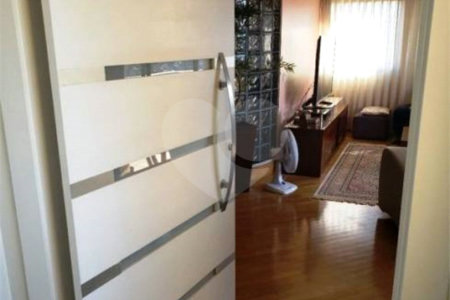 Apartamento à venda com 3 quartos, sendo 1 suíte, em Paraíso do Morumbi, São Paulo, SP