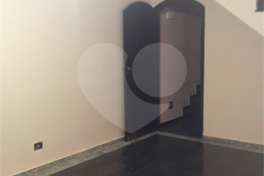 Sobrado à venda com 3 quartos, sendo 1 suíte, no Brasilândia, São Paulo, SP