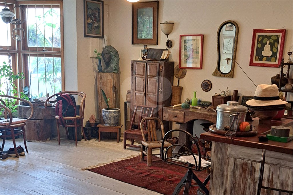 Casa de Vila à venda com 4 quartos, sendo 1 suíte, em Vila Olímpia, São Paulo, SP