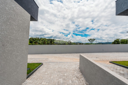 Casa térrea à venda com 3 quartos, sendo 1 suíte, no condomínio Flores da Usina, Atibaia - SP