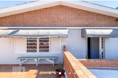 Casa à venda com 3 quartos em Vila Nogueira, Campinas, SP