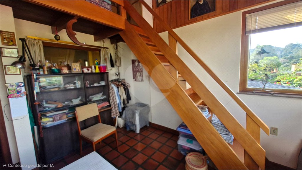 Sobrado à venda com 4 quartos, sendo 1 suíte, em Tremembé, São Paulo, SP