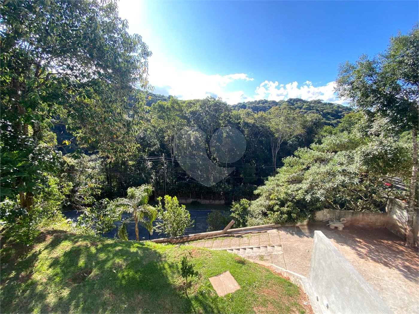 Casa à venda com 4 suítes no condomínio Alpes da Cantareira, Mairiporã - SP