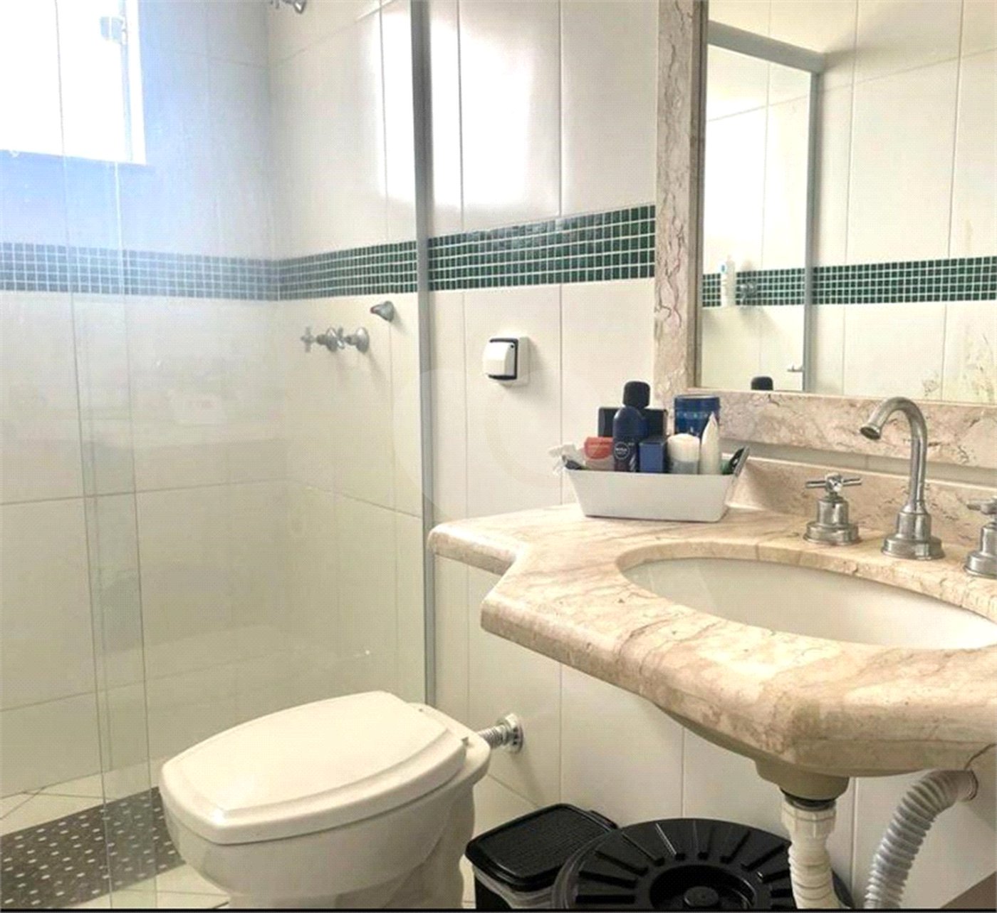 Casa à venda com 3 suítes no condomínio Villa dos Inglezes, Sorocaba - SP