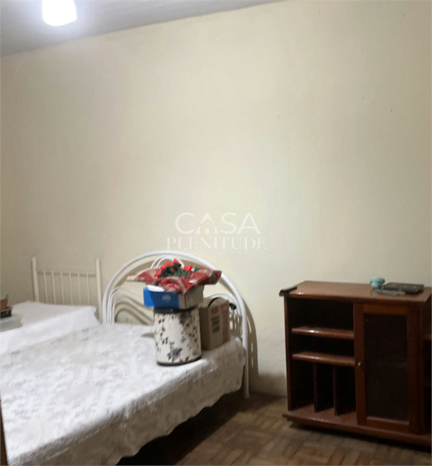 Casa Térrea à venda com 4 quartos, sendo 1 suíte,  em Vossoroca, Votorantim, SP