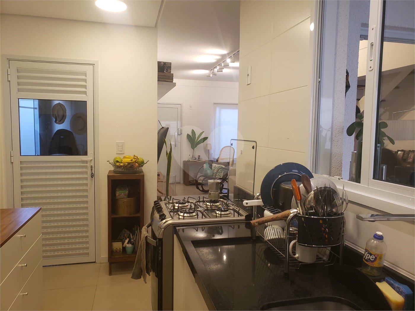 Casa à venda com 3 quartos, sendo 1 suíte,  no condomínio Tirreno, Sorocaba - SP