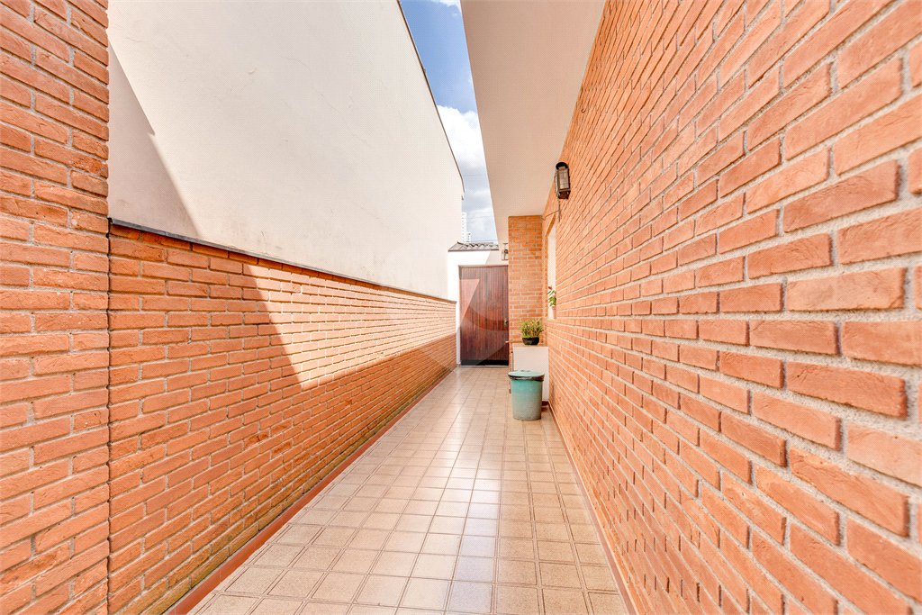 Casa de Vila à venda com 3 quartos, sendo 1 suíte, em Granja Julieta, São Paulo, SP