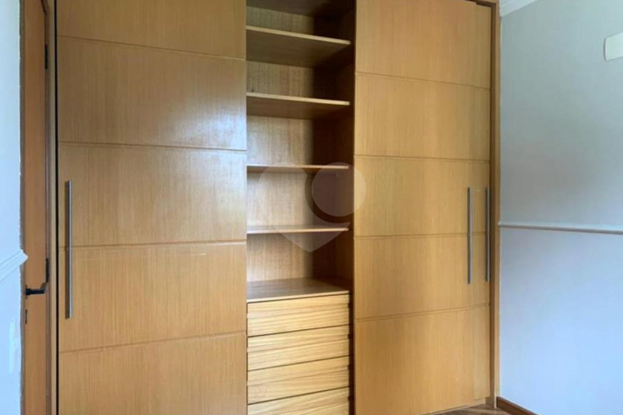 Apartamento à venda com 2 quartos, sendo 1 suíte, em Morumbi, São Paulo, SP