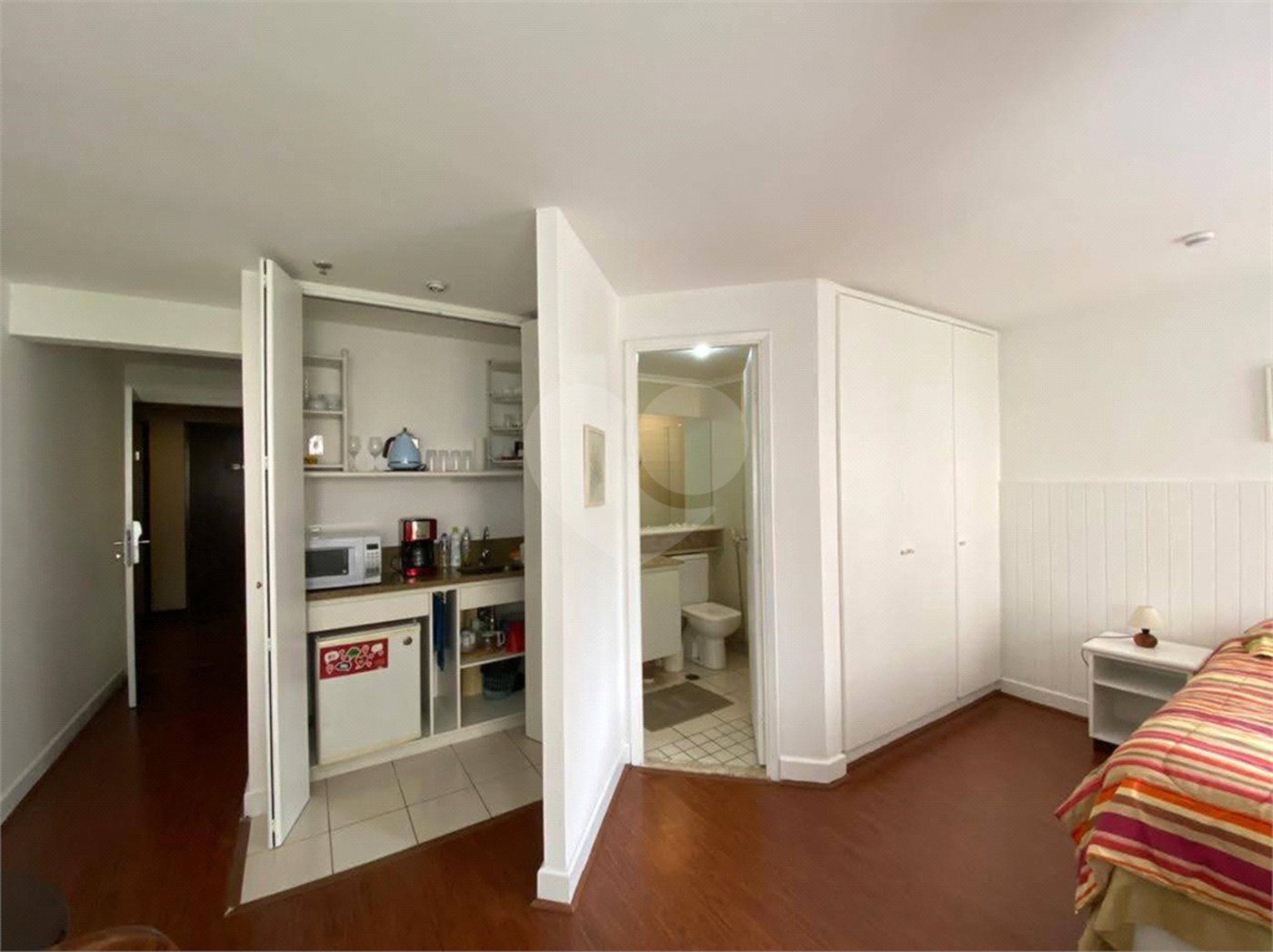 Apartamento à venda ou para alugar com 1 quarto em Cerqueira César, São Paulo, SP
