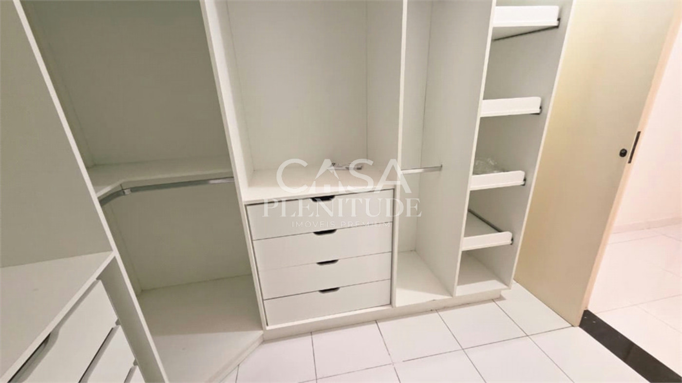 Casa em condomínio para alugar com 3 quartos, sendo 1 suíte, em Parque Residencial Villa dos Inglezes, Sorocaba, SP
