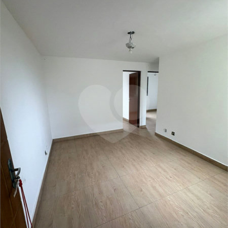 Casa para alugar com 2 quartos no condomínio Estrada do Preju, Itaquaquecetuba - SP