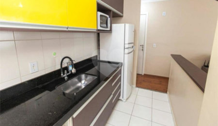 Apartamento à venda com 2 quartos em Jardim Ísis, Cotia, SP