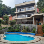 Casa à venda com 4 quartos, sendo 2 suítes, no condomínio Champs Elysees Village, Mairiporã - SP
