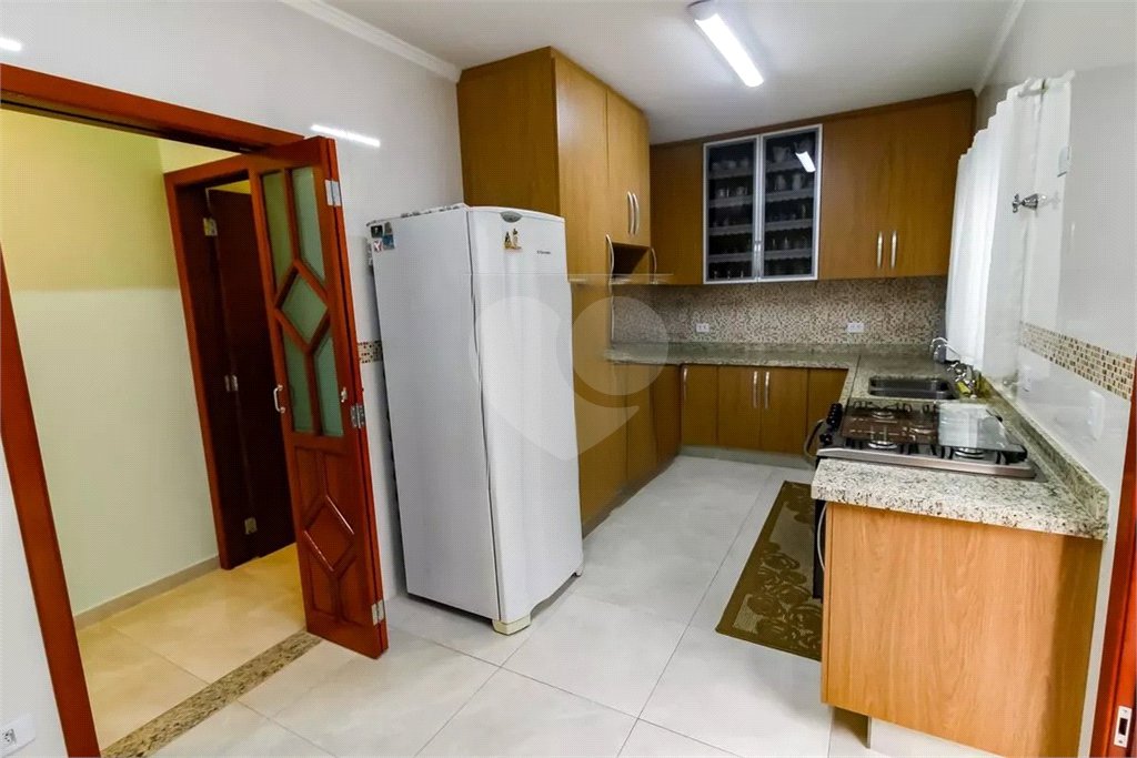 Sobrado à venda com 4 quartos, sendo 1 suíte,  em Vila Sônia, São Paulo, SP