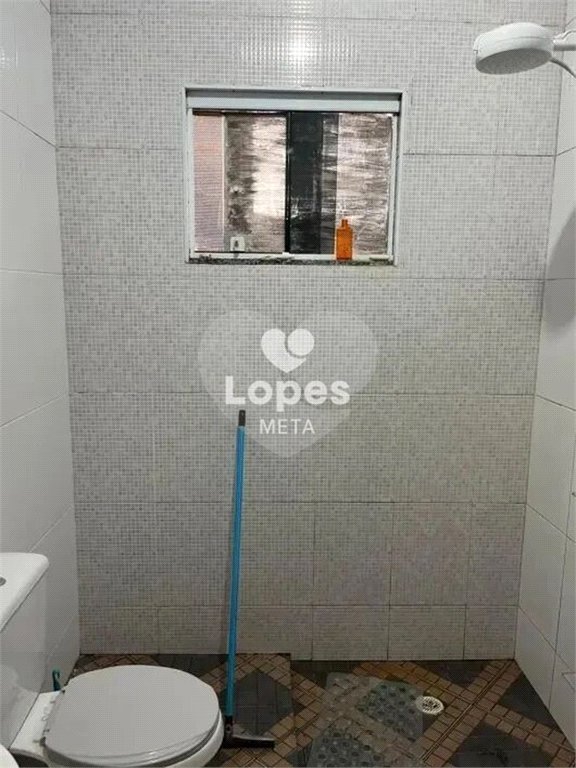 Oportunidade única de adquirir uma casa espaçosa e bem planejada no bairro Galo Branco! Este imóvel