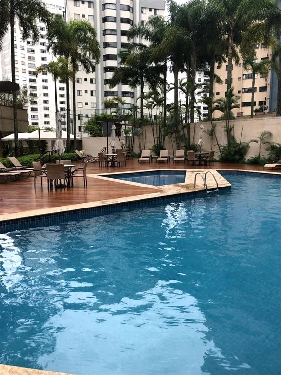 Apartamento à venda com 4 suítes em Vila Suzana, São Paulo, SP