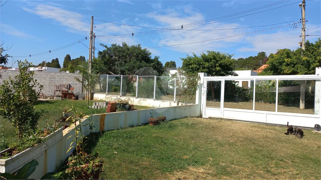 Casa à venda com 3 suítes no condomínio Chacara Castelo, Sorocaba - SP