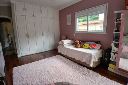 Sobrado à venda com 4 quartos, sendo 2 suítes, em Vila Ida, São Paulo, SP