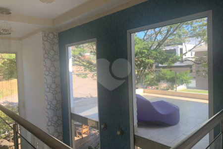 Casa à venda com 4 quartos, sendo 1 suíte, no condomínio Ibiaram, Itupeva - SP