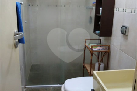 Apartamento à venda com 3 quartos, sendo 1 suíte,  em Real Parque, São Paulo, SP