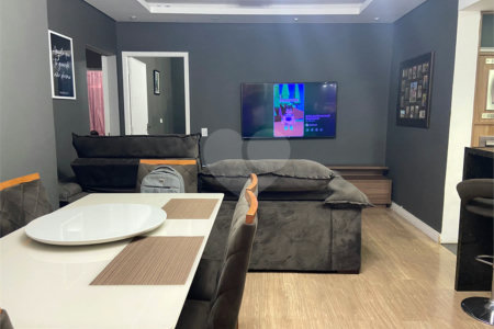 Casa à venda com 3 quartos, sendo 2 suítes, em Jardim Medina, Poá, SP