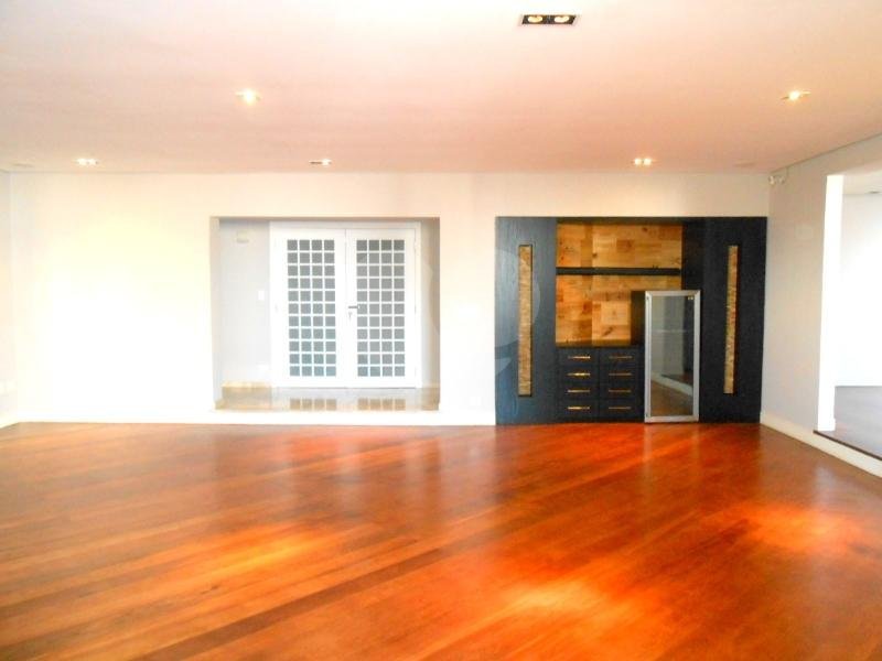 Apartamento à venda com 4 suítes em Vila Suzana, São Paulo, SP