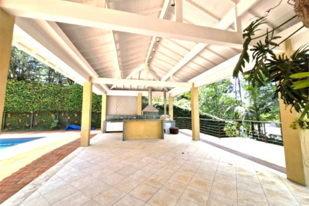 Casa à venda com 4 suítes no condomínio Chácara Flora, São Paulo - SP