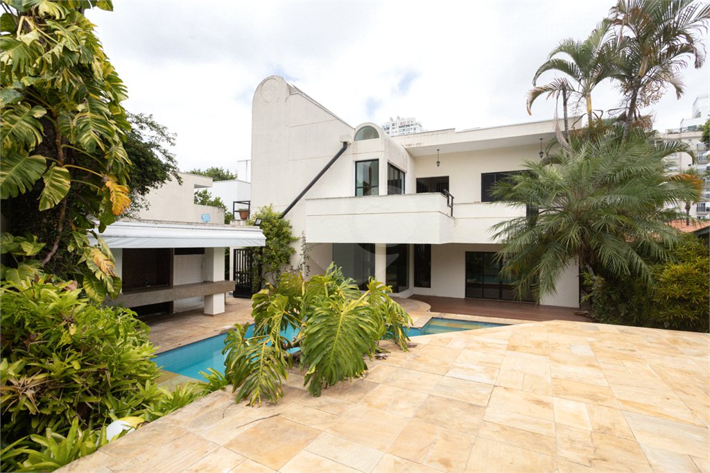 Casa à venda com 4 suítes em Alto da Lapa, São Paulo, SP