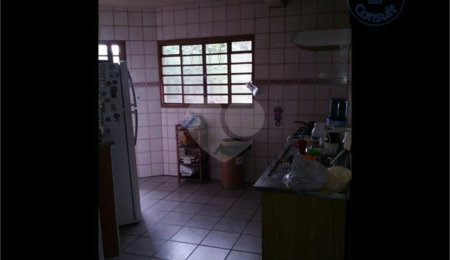Casa à venda com 3 quartos em Jardim das Palmas, São Paulo, SP