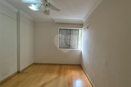 Apartamento à venda com 3 quartos em Vila Pompéia, São Paulo, SP