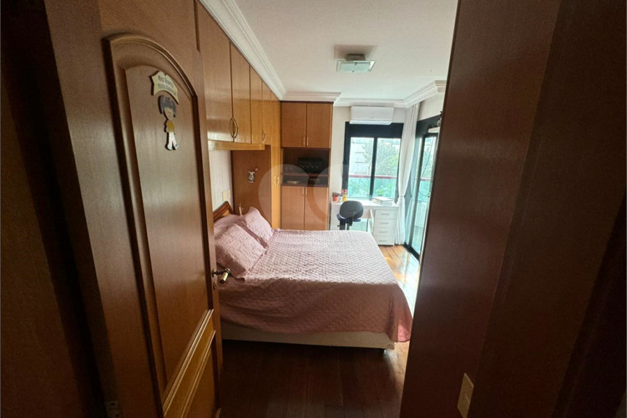 Apartamento à venda com 4 suítes em Santana, São Paulo, SP