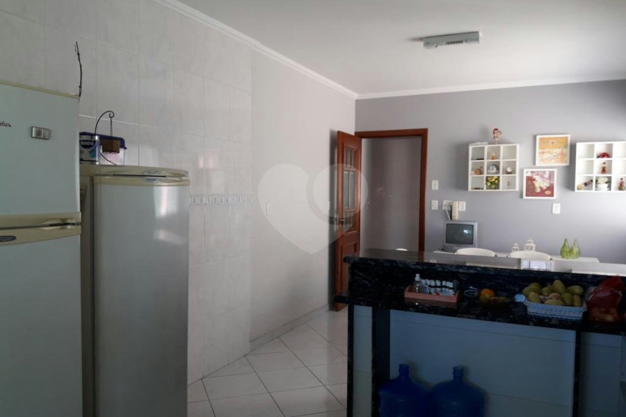 Sobrado à venda com 3 suítes em Vila Irmãos Arnoni, São Paulo, SP