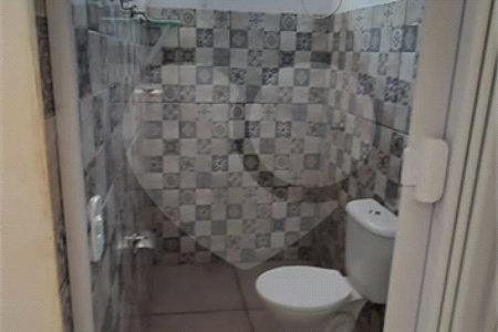 Chácara à venda com 4 quartos, sendo 2 suítes, em Distrito Industrial, Uberlândia, MG