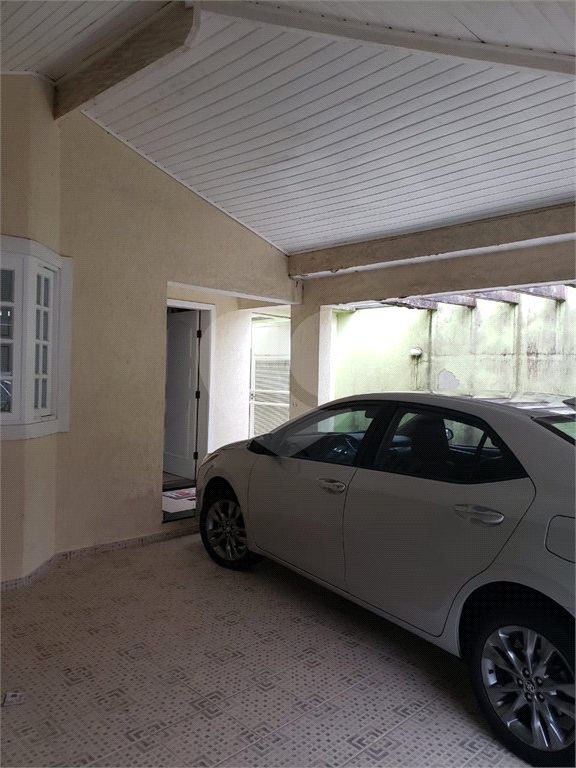Casa à venda com 6 quartos, sendo 3 suítes, em Alto Ipiranga, Mogi das Cruzes, SP