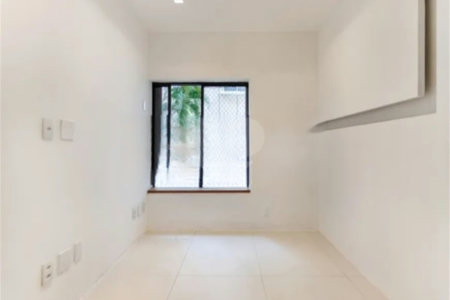 Apartamento à venda com 4 quartos, sendo 2 suítes, em Leblon, Rio de Janeiro, RJ