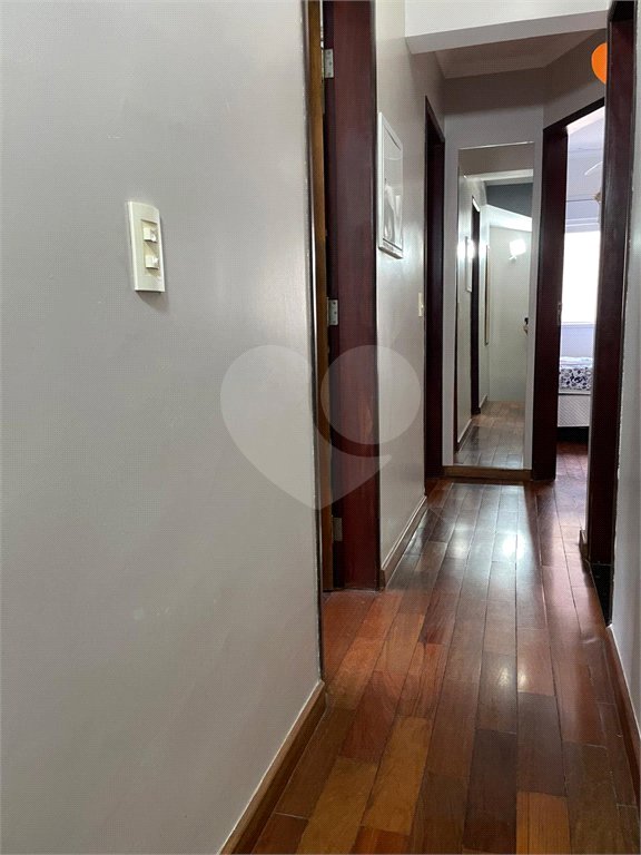Casa à venda com 3 quartos, sendo 1 suíte, no condomínio Residencial Via Veneto, São Paulo - SP