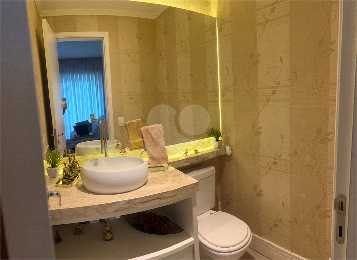 Apartamento à venda com 2 suítes em Parque Reboucas, São Paulo, SP