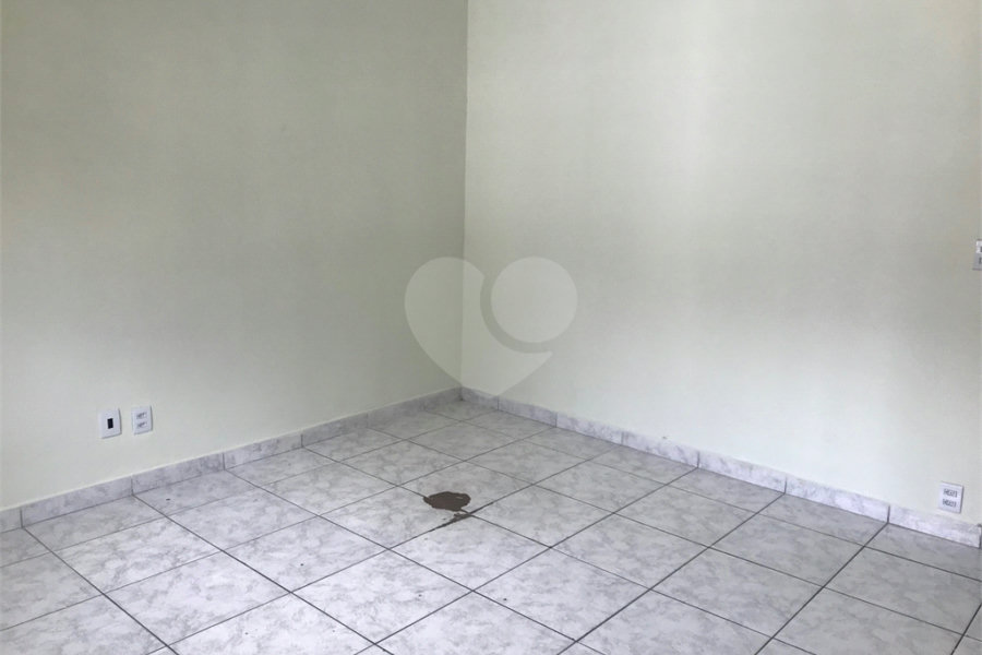 Sobrado à venda com 2 quartos em Vila Dom Pedro Ii, São Paulo, SP