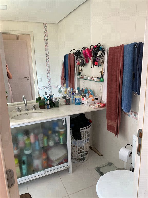 Apartamento à venda com 3 quartos, sendo 1 suíte, em Parque Santana, Mogi das Cruzes, SP