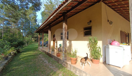 Chácara à venda com 2 quartos, sendo 1 suíte,  em Caete (mailasqui), São Roque, SP