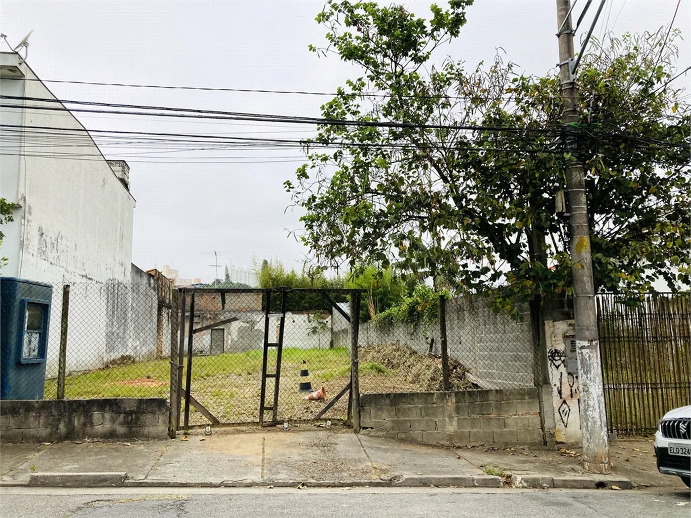 Terreno à venda em Jardim Esmeralda, São Paulo, SP