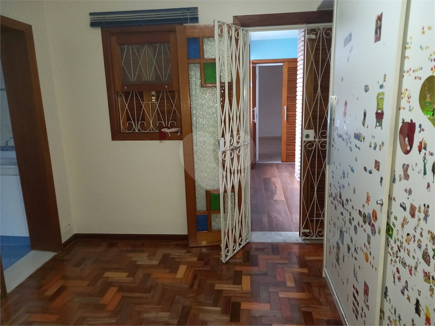 Sobrado à venda com 4 quartos, sendo 2 suítes, em Vila Hamburguesa, São Paulo, SP