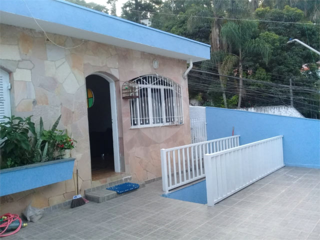 Sobrado à venda com 3 quartos em Tremembé, São Paulo, SP