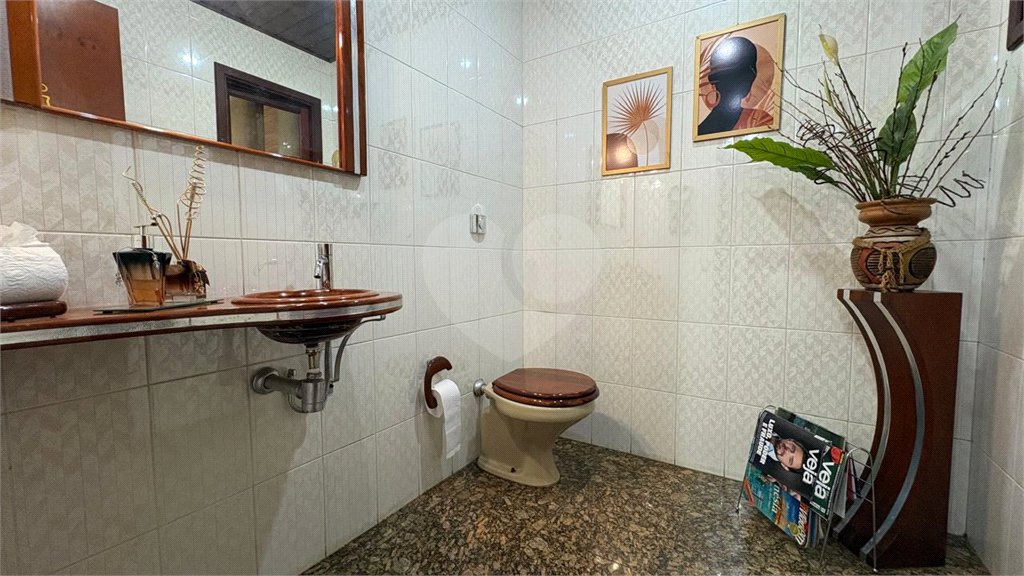 Casa à venda com 5 quartos, sendo 2 suítes,  no condomínio Village D'avignon, Sorocaba - SP