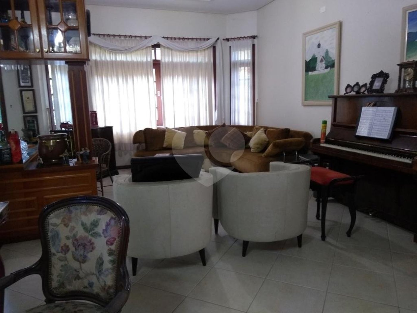 Casa à venda com 6 suítes no condomínio Lago Azul Residencial e Golfe, Araçoiaba da Serra - SP