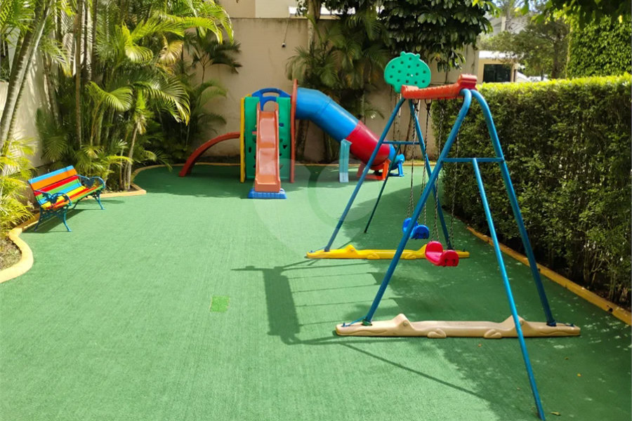 Apartamento 2 dormitórios no Jardim Prudência.