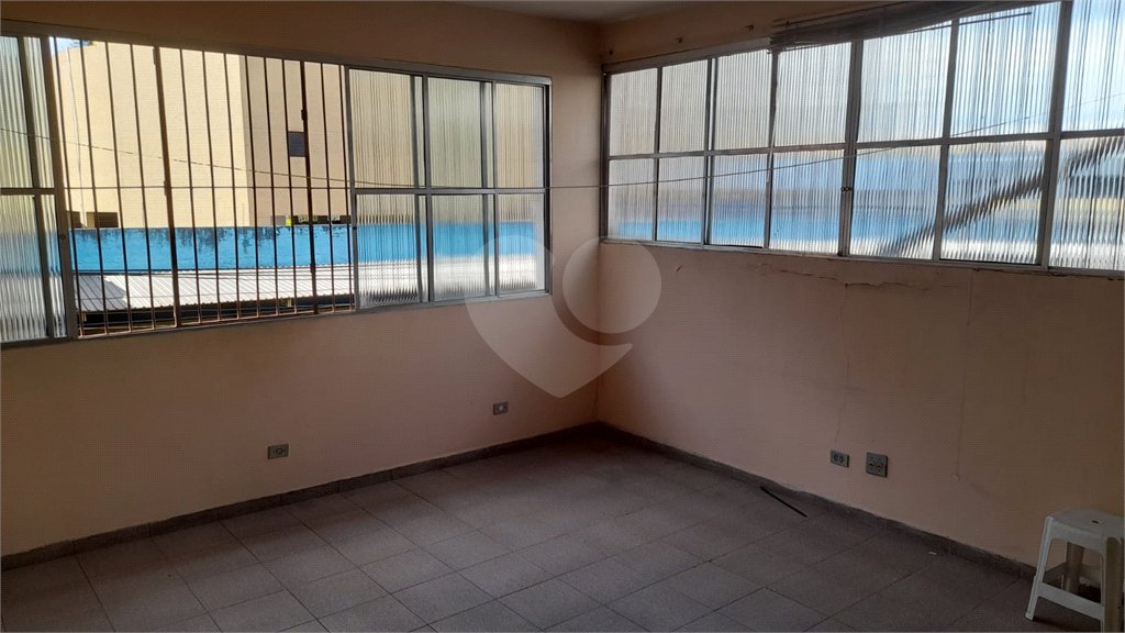 Casa de Vila à venda com 3 quartos, sendo 1 suíte, em Pari, São Paulo, SP